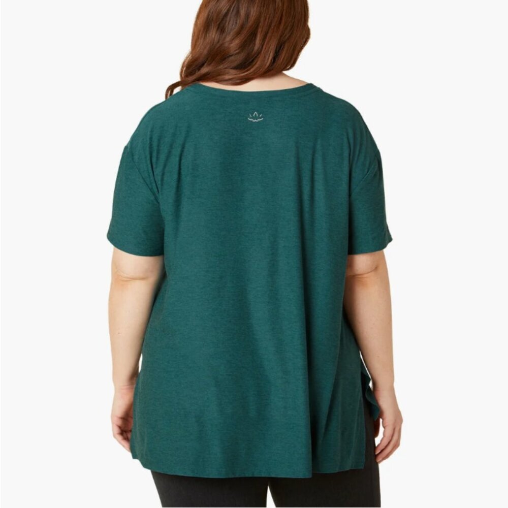 Beyond Yoga Featherweight V-Neck Split Up Long Tee Dark Green Womens 1X $66 NWT - Picture 2 of 10